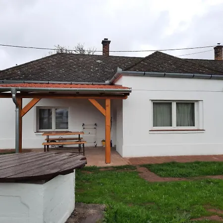 Holiday home Letti Vendeghaz *