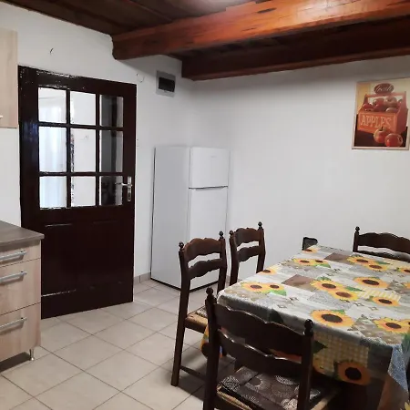 Letti Vendeghaz Dom wakacyjny *