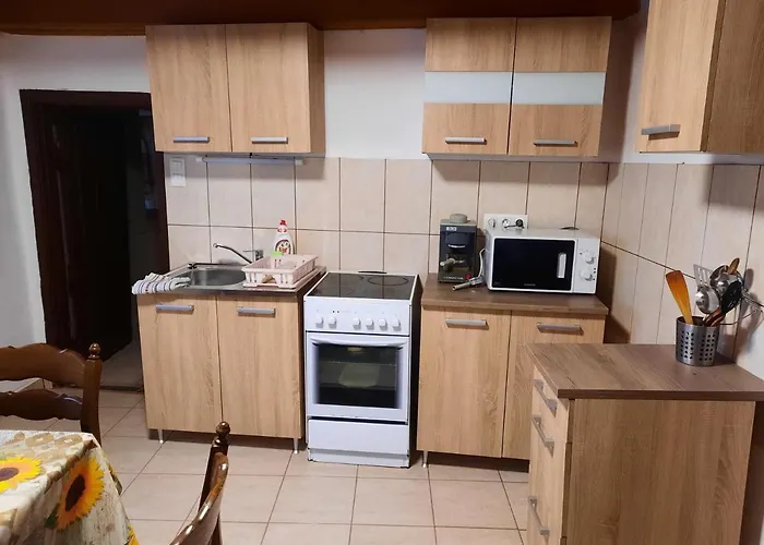 Letti Vendeghaz Vakantiehuis Kovagoors